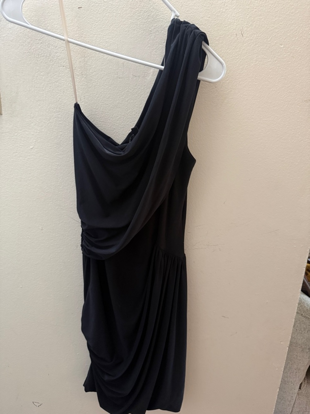 Soprano Black One-Shoulder Draped Evening Dress